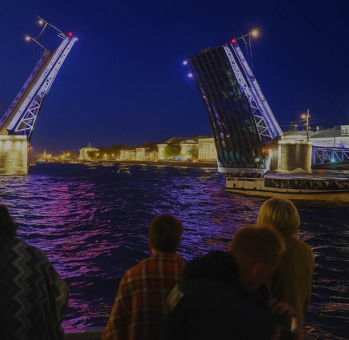 Ночной Петербург с воды + развод Дворцового и Троицкого мостов №1