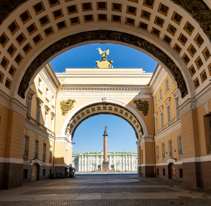 Обзорная экскурсия на автобусе по главным местам Петербурга №1