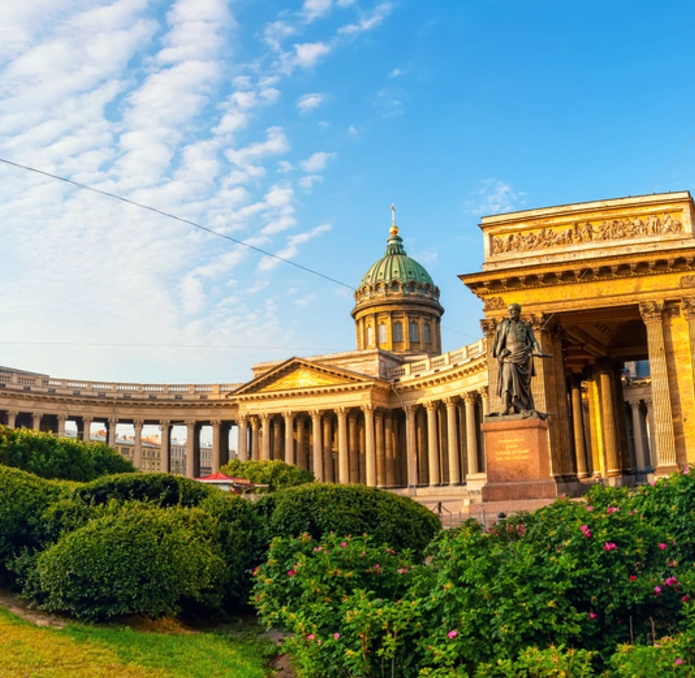 Автобусный тур по центру Петербурга + теплоходная экскурсия по Неве №2