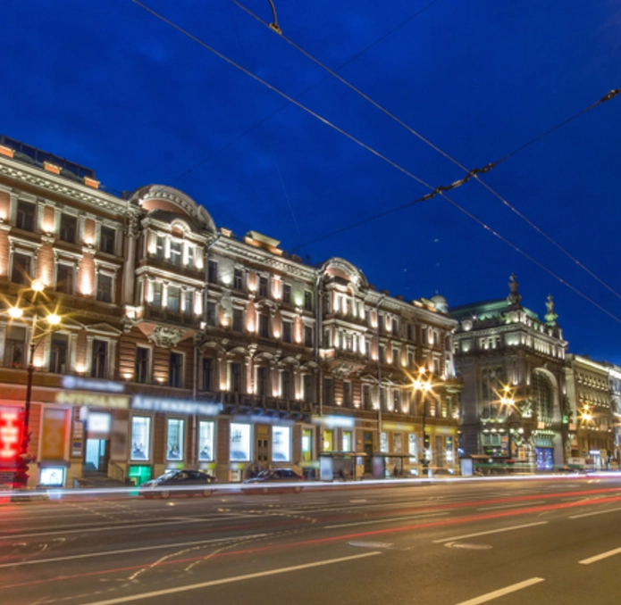 На автобусе по ночному Петербургу: Смольный, Невский, Петропавловка и развод мостов №2