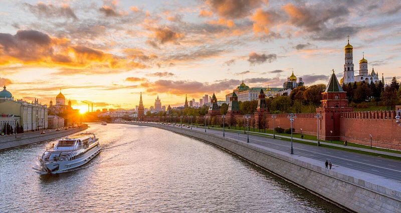 Круиз-прогулка по Москве-реке на яхте Radisson №3