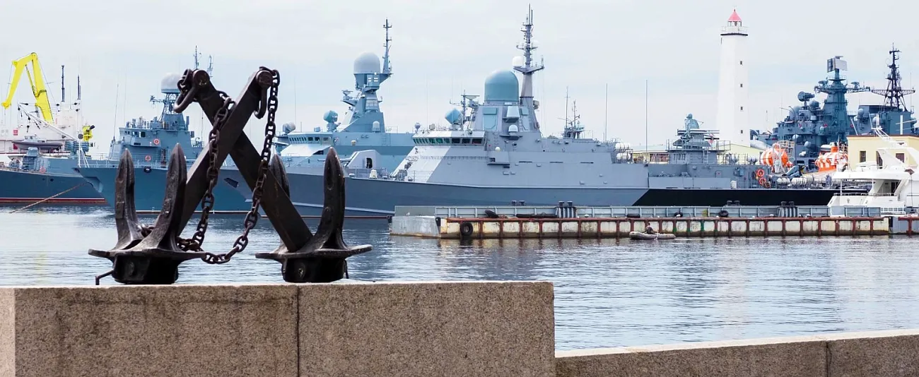 Скоростной катамаран из Кронштадта в Петербург с аудиогидом