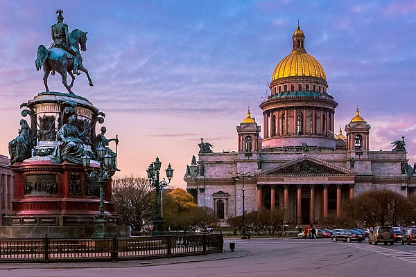 3 маршрута прогулки по Санкт-Петербургу